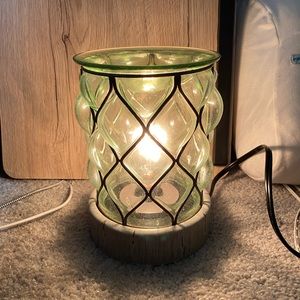Electric wax warmer from scentsy